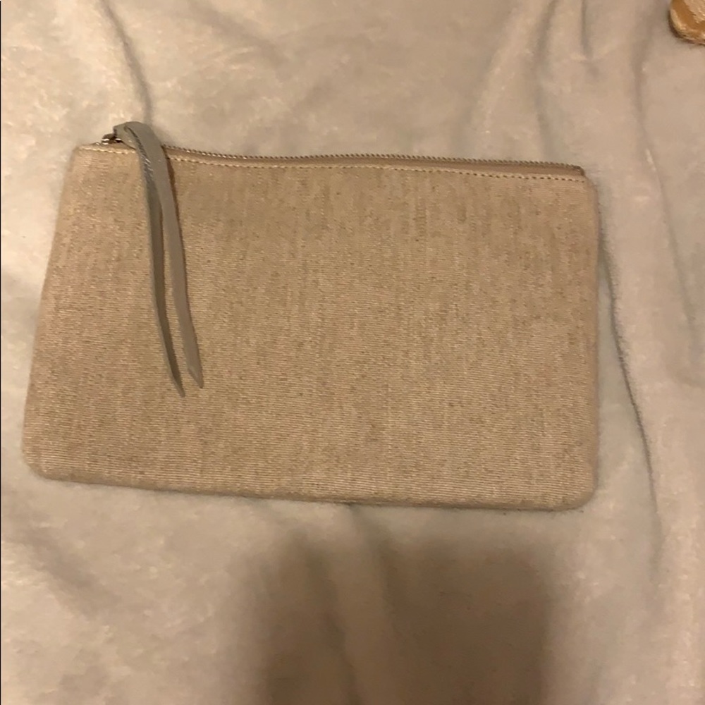 Vineyard Vines Beaded Canvas Clutch - Picture 6 of 8